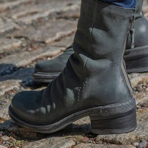 Otbt Fernweh Leather Mid Shaft Slouchy Boots Size 8